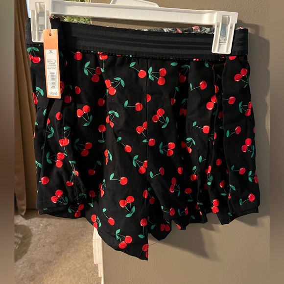 Women’s Cherry Print Boxer Pajama Shorts - Colsie Black XL - Picture 5 of 6